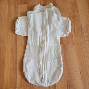 Snoo Happiest Baby White Sleeping Pod Sleepsack Size Small